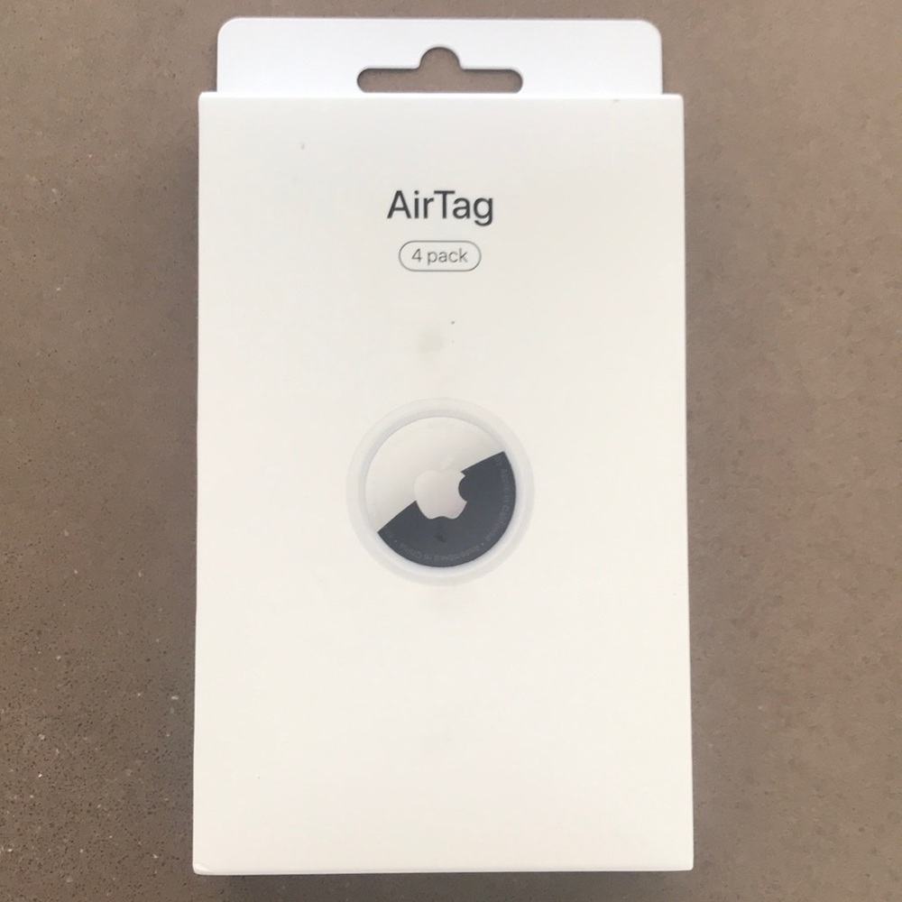 Apple AirTag 4 Pack in White Box